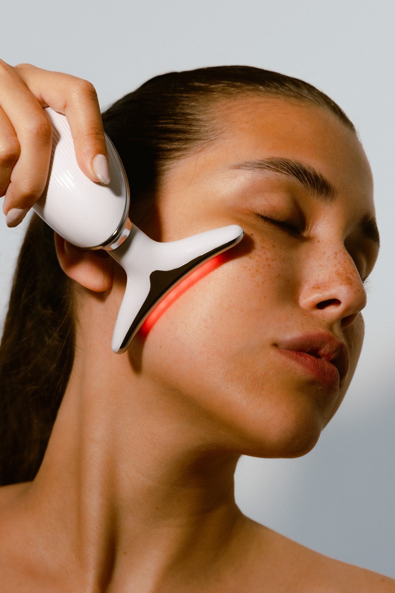 GlowTouch™ Facial Sculptor